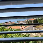 Apartmani Gradac *