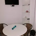 شقة Apartmani Gradac