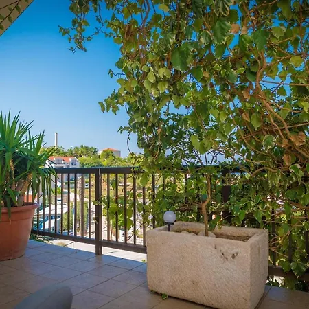 Apartmani Gradac グラダツ