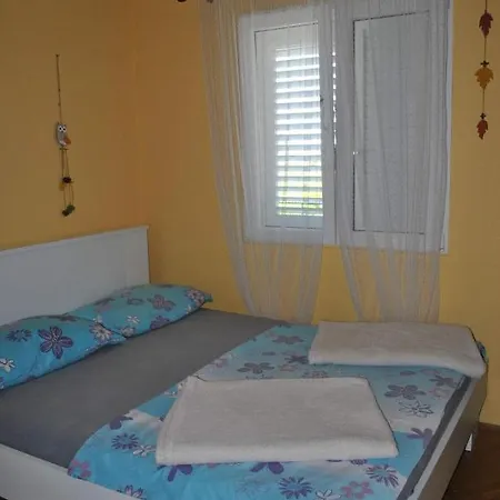 アパート Apartmani Gradac *