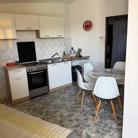 Apartmani Gradac