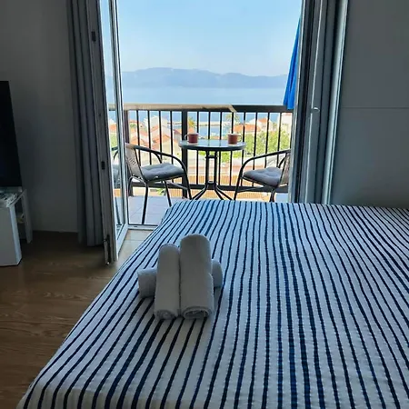 Apartmani Gradac דירה גראדאץ