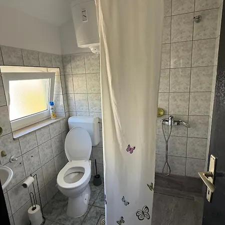Apartmani Gradac