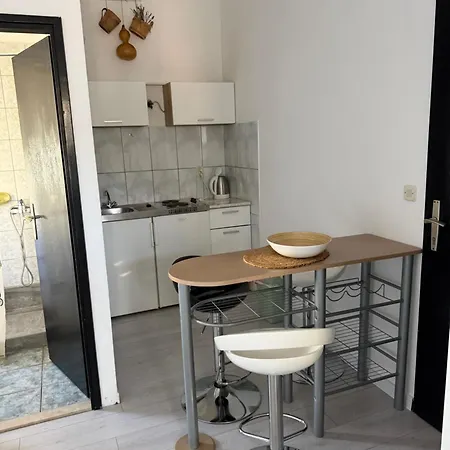 Апартаменти Apartmani Gradac