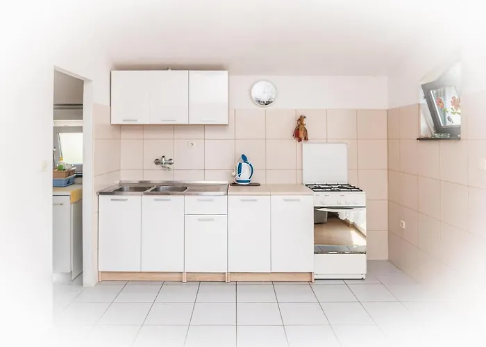 Apartmani Gradac * Gradac (Split-Dalmatia)
