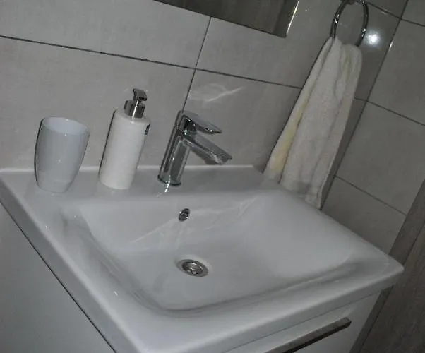 Apartmani Gradac Daire *